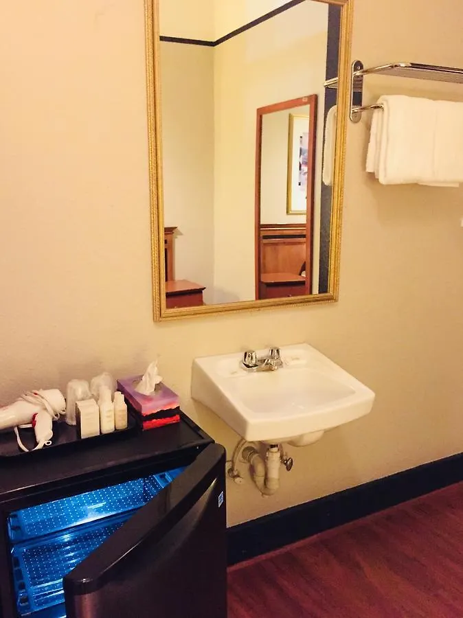 Hostel Hotel Ambassador Vancouver