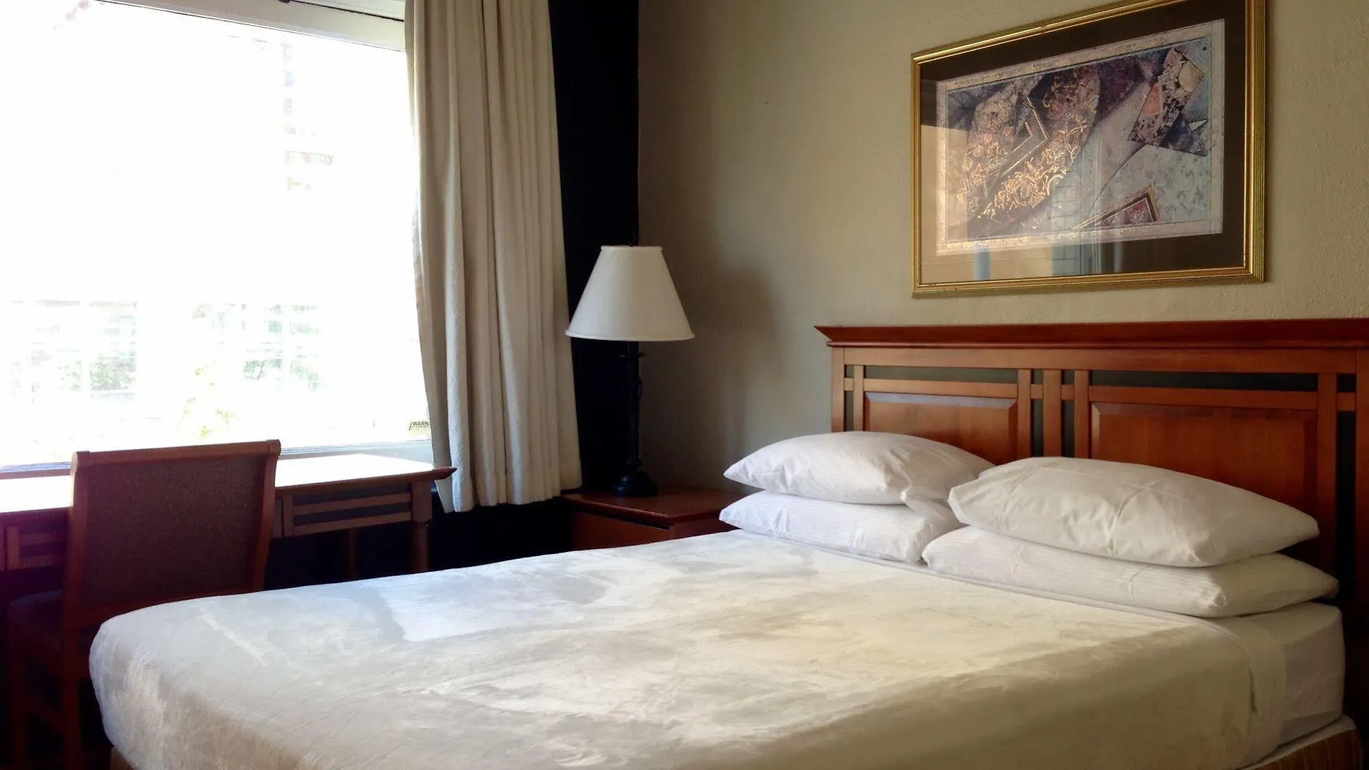 Hostel Hotel Ambassador Vancouver